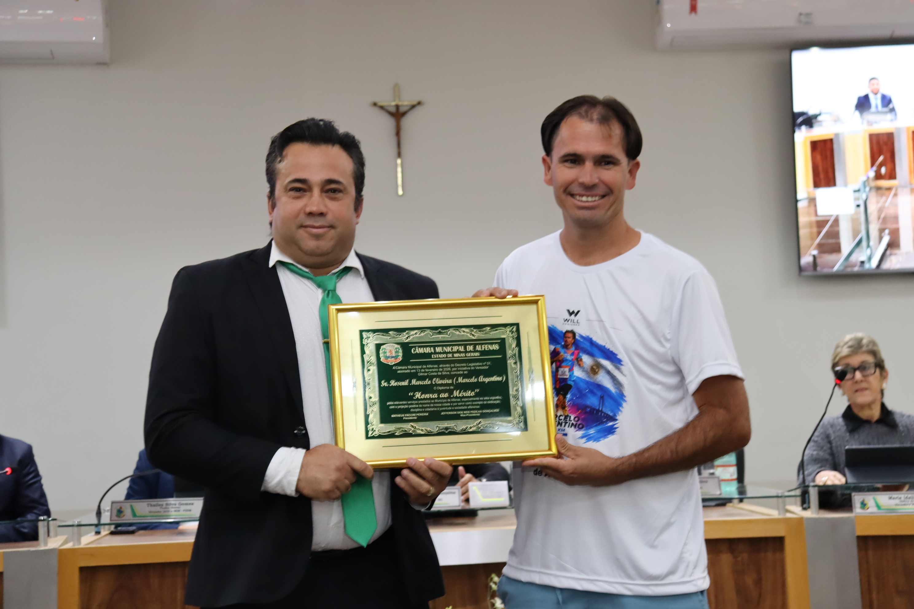 Marcelo Argentino recebe Diploma de Honra ao Mérito