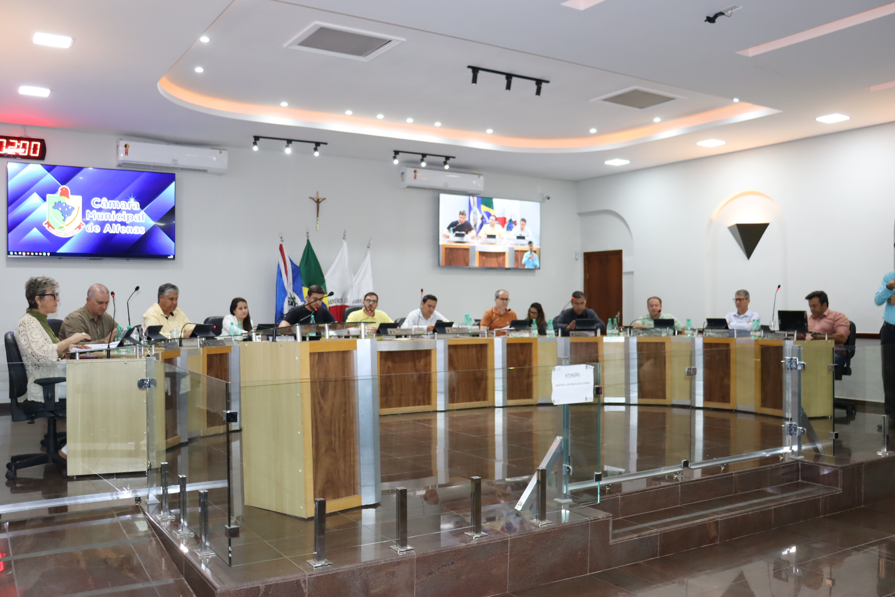 Primeira reunião do 2º período legislativo de 2026 tem pauta movimentada na Câmara de Alfenas