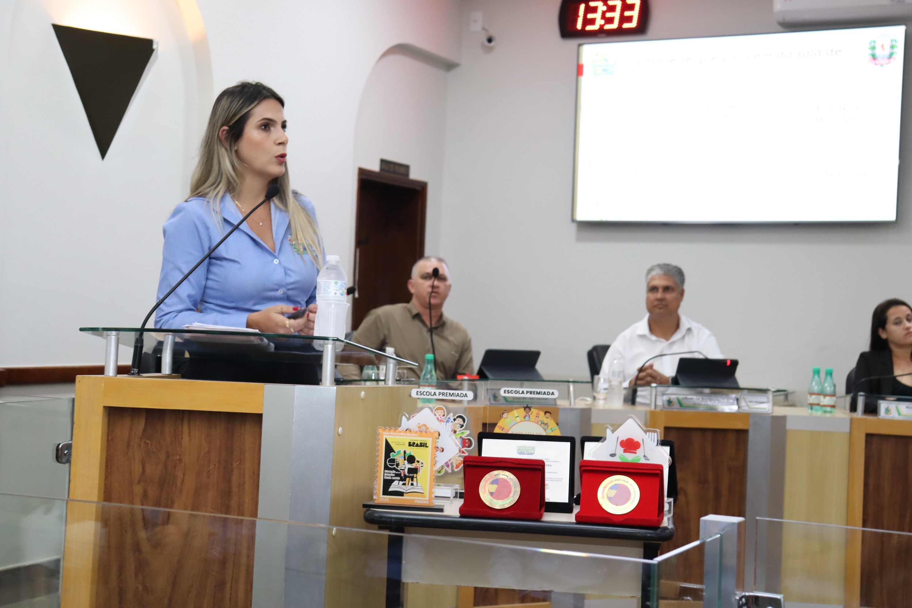 6ª Reunião Ordinária tem prestação de contas da Educação na Tribuna Livre e mais