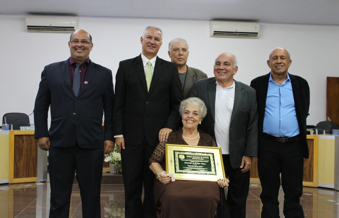 Maristela agora é Cidadã Honorária de Alfenas