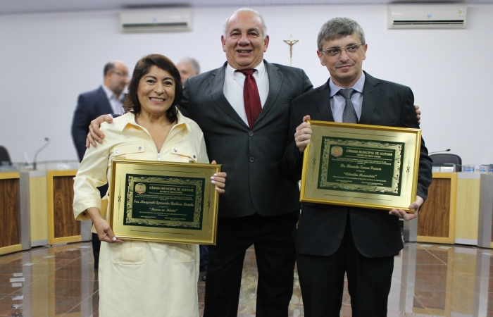 Margareth e Ricardo Zenun recebem homenagem na Câmara Municipal de Alfenas