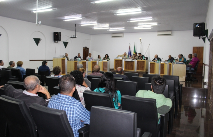 Reimplantação do PROREFIS é aprovada e mais