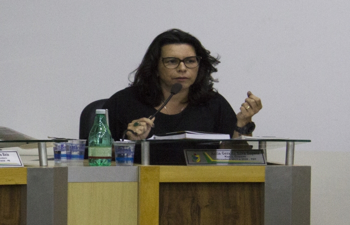Vereadora comenta condenação de Prefeito Municipal por Improbidade Administrativa