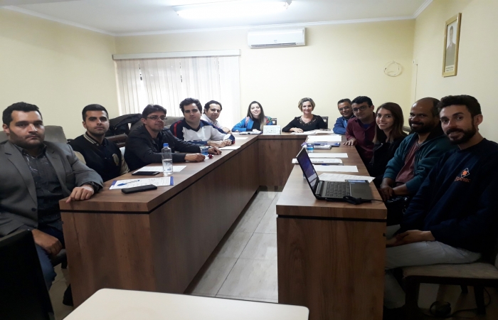 Câmara Municipal recebe visita técnica para próximo passo do Parlamento Jovem