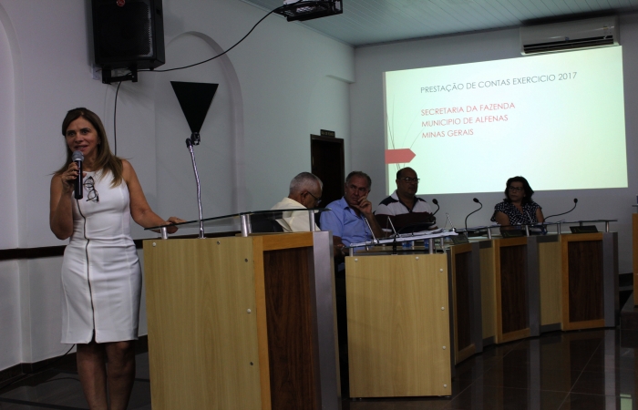 Última reunião ordinária do ano: votação de vários projetos e prestação de contas na Tribuna Livre