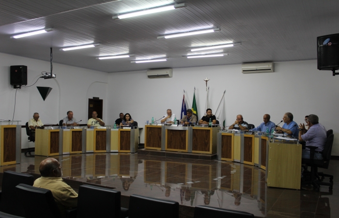 Vereadores comentam polêmica e pedem mais atenção de secretários